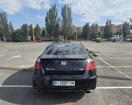 Черный Хонда Аккорд, объемом двигателя 3.5 л и пробегом 256 тыс. км за 8300 $, фото 6 на Automoto.ua