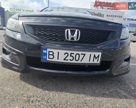 Черный Хонда Аккорд, объемом двигателя 3.5 л и пробегом 256 тыс. км за 8300 $, фото 3 на Automoto.ua