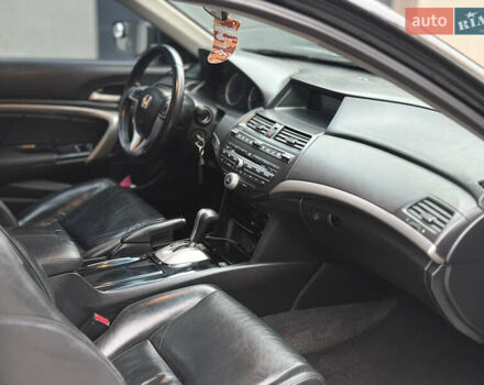Чорний Хонда Аккорд, об'ємом двигуна 2.35 л та пробігом 270 тис. км за 8200 $, фото 15 на Automoto.ua