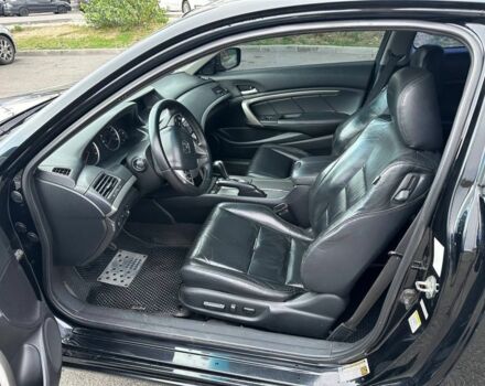 Черный Хонда Аккорд, объемом двигателя 2.4 л и пробегом 259 тыс. км за 6600 $, фото 4 на Automoto.ua