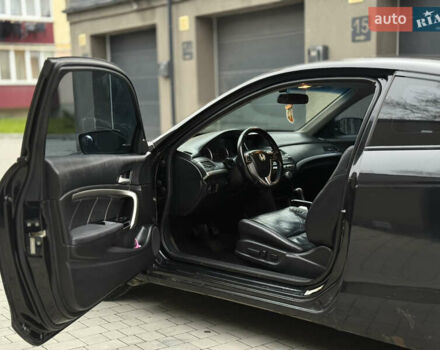 Чорний Хонда Аккорд, об'ємом двигуна 2.35 л та пробігом 270 тис. км за 8200 $, фото 21 на Automoto.ua