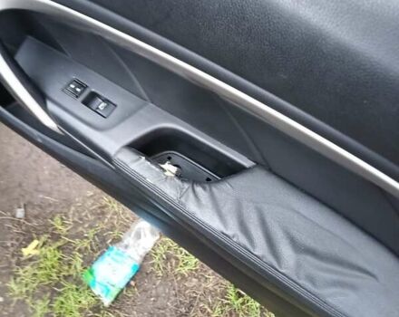 Черный Хонда Аккорд, объемом двигателя 2.35 л и пробегом 225 тыс. км за 7750 $, фото 7 на Automoto.ua