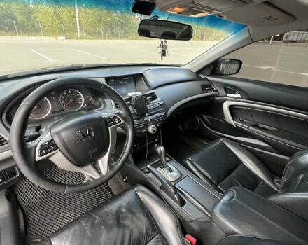 Черный Хонда Аккорд, объемом двигателя 2.4 л и пробегом 241 тыс. км за 8000 $, фото 12 на Automoto.ua