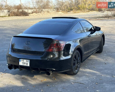 Черный Хонда Аккорд, объемом двигателя 2.4 л и пробегом 255 тыс. км за 9999 $, фото 6 на Automoto.ua