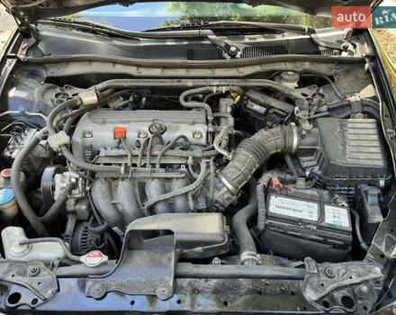 Хонда Аккорд 2012 в Кропивницком (Кировограде) на Automoto.ua Черный Хонда Аккорд, объемом двигателя 2.35 л и пробегом 300 тыс. км за 7400 $, фото 15 на Automoto.ua