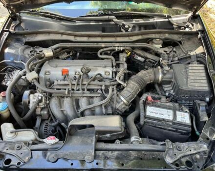 Черный Хонда Аккорд, объемом двигателя 2.4 л и пробегом 300 тыс. км за 8000 $, фото 10 на Automoto.ua