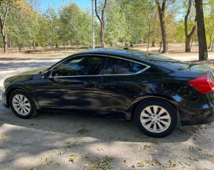 Черный Хонда Аккорд, объемом двигателя 2.4 л и пробегом 300 тыс. км за 8000 $, фото 5 на Automoto.ua