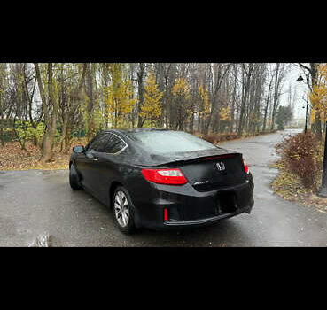 Черный Хонда Аккорд, объемом двигателя 2.35 л и пробегом 279 тыс. км за 10500 $, фото 18 на Automoto.ua