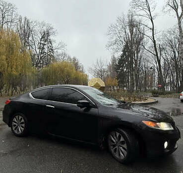 Черный Хонда Аккорд, объемом двигателя 2.35 л и пробегом 279 тыс. км за 10500 $, фото 2 на Automoto.ua