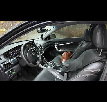 Черный Хонда Аккорд, объемом двигателя 2.35 л и пробегом 279 тыс. км за 10500 $, фото 9 на Automoto.ua