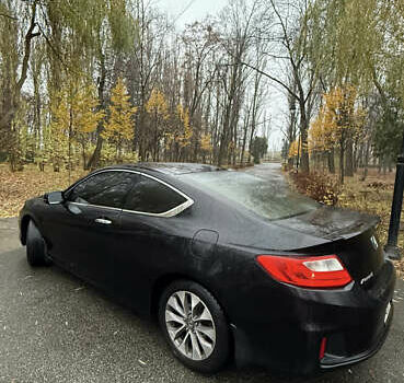 Черный Хонда Аккорд, объемом двигателя 2.35 л и пробегом 279 тыс. км за 10500 $, фото 16 на Automoto.ua