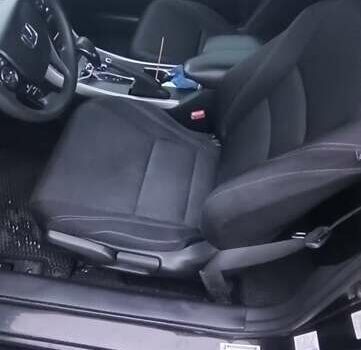 Черный Хонда Аккорд, объемом двигателя 2.36 л и пробегом 261 тыс. км за 12300 $, фото 9 на Automoto.ua