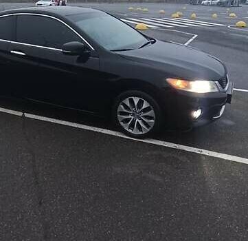 Черный Хонда Аккорд, объемом двигателя 2.36 л и пробегом 261 тыс. км за 12300 $, фото 16 на Automoto.ua