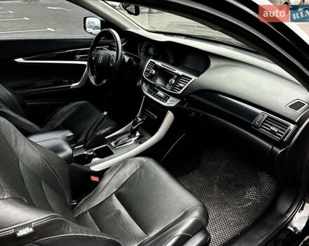 Черный Хонда Аккорд, объемом двигателя 3.47 л и пробегом 117 тыс. км за 15000 $, фото 24 на Automoto.ua