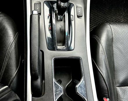 Черный Хонда Аккорд, объемом двигателя 3.47 л и пробегом 117 тыс. км за 15000 $, фото 28 на Automoto.ua