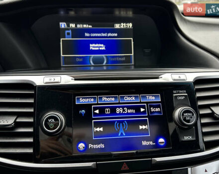 Черный Хонда Аккорд, объемом двигателя 3.47 л и пробегом 117 тыс. км за 15000 $, фото 29 на Automoto.ua