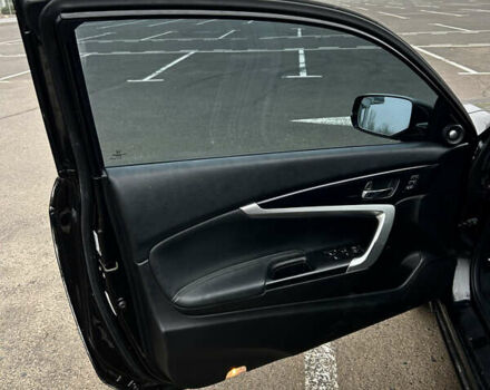 Черный Хонда Аккорд, объемом двигателя 3.47 л и пробегом 117 тыс. км за 15000 $, фото 19 на Automoto.ua