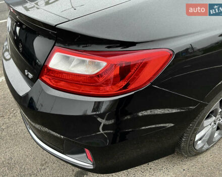 Черный Хонда Аккорд, объемом двигателя 3.47 л и пробегом 117 тыс. км за 15000 $, фото 12 на Automoto.ua