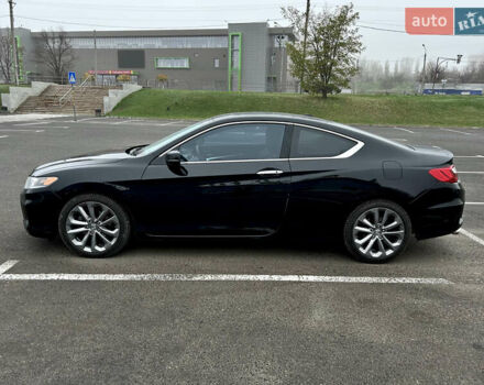 Черный Хонда Аккорд, объемом двигателя 3.47 л и пробегом 117 тыс. км за 15000 $, фото 5 на Automoto.ua