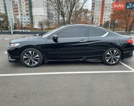 Черный Хонда Аккорд, объемом двигателя 2.4 л и пробегом 70 тыс. км за 11800 $, фото 4 на Automoto.ua