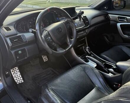 Чорний Хонда Аккорд, об'ємом двигуна 3.5 л та пробігом 60 тис. км за 18500 $, фото 8 на Automoto.ua