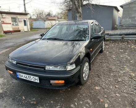 Черный Хонда Аккорд, объемом двигателя 1.8 л и пробегом 251 тыс. км за 1150 $, фото 1 на Automoto.ua