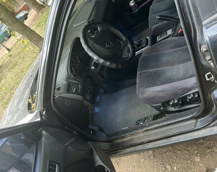 Черный Хонда Аккорд, объемом двигателя 2 л и пробегом 310 тыс. км за 2200 $, фото 4 на Automoto.ua