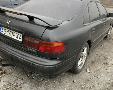 Черный Хонда Аккорд, объемом двигателя 2.2 л и пробегом 300 тыс. км за 2000 $, фото 3 на Automoto.ua