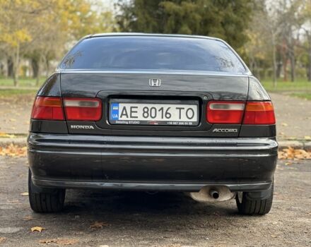 Черный Хонда Аккорд, объемом двигателя 2 л и пробегом 400 тыс. км за 2799 $, фото 4 на Automoto.ua