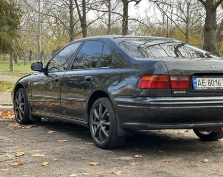 Черный Хонда Аккорд, объемом двигателя 2 л и пробегом 400 тыс. км за 2799 $, фото 5 на Automoto.ua