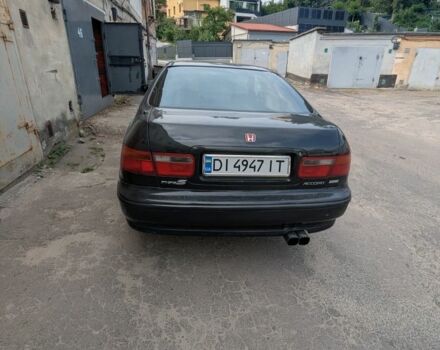 Черный Хонда Аккорд, объемом двигателя 2 л и пробегом 403 тыс. км за 1900 $, фото 6 на Automoto.ua