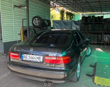 Чорний Хонда Аккорд, об'ємом двигуна 2 л та пробігом 280 тис. км за 3000 $, фото 4 на Automoto.ua