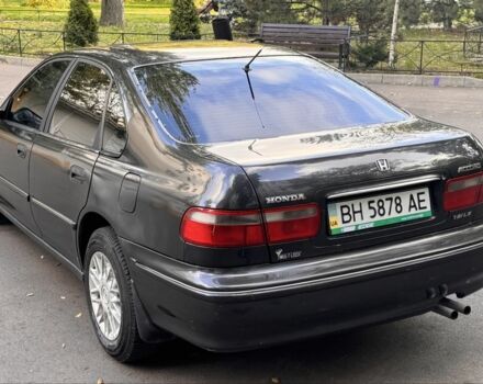 Черный Хонда Аккорд, объемом двигателя 1.8 л и пробегом 350 тыс. км за 2000 $, фото 1 на Automoto.ua