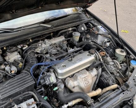 Черный Хонда Аккорд, объемом двигателя 1.8 л и пробегом 350 тыс. км за 2000 $, фото 13 на Automoto.ua