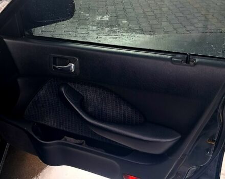 Черный Хонда Аккорд, объемом двигателя 1.8 л и пробегом 333 тыс. км за 2500 $, фото 9 на Automoto.ua