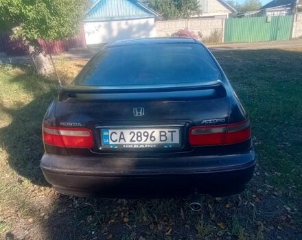 Черный Хонда Аккорд, объемом двигателя 1.8 л и пробегом 334 тыс. км за 2200 $, фото 8 на Automoto.ua