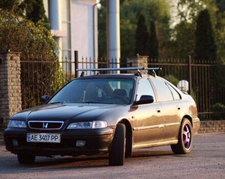 Черный Хонда Аккорд, объемом двигателя 1.8 л и пробегом 400 тыс. км за 2200 $, фото 4 на Automoto.ua