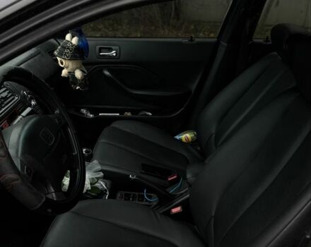 Черный Хонда Аккорд, объемом двигателя 2.3 л и пробегом 243 тыс. км за 2500 $, фото 3 на Automoto.ua