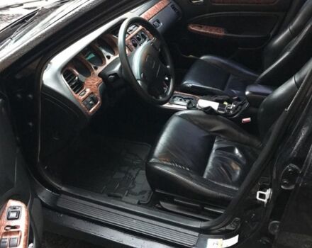 Черный Хонда Аккорд, объемом двигателя 2 л и пробегом 240 тыс. км за 5000 $, фото 2 на Automoto.ua