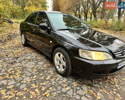 Черный Хонда Аккорд, объемом двигателя 1.85 л и пробегом 333 тыс. км за 2950 $, фото 1 на Automoto.ua