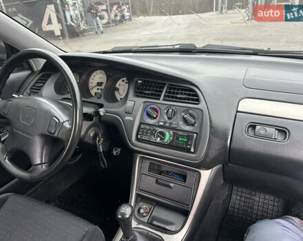 Черный Хонда Аккорд, объемом двигателя 1.9 л и пробегом 333 тыс. км за 2790 $, фото 13 на Automoto.ua