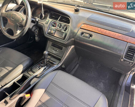 Черный Хонда Аккорд, объемом двигателя 1.85 л и пробегом 333 тыс. км за 2950 $, фото 15 на Automoto.ua