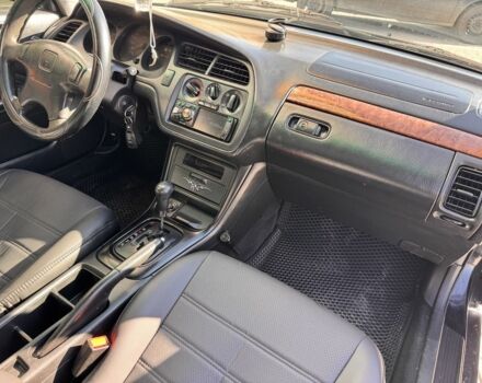 Черный Хонда Аккорд, объемом двигателя 1.9 л и пробегом 333 тыс. км за 2850 $, фото 16 на Automoto.ua