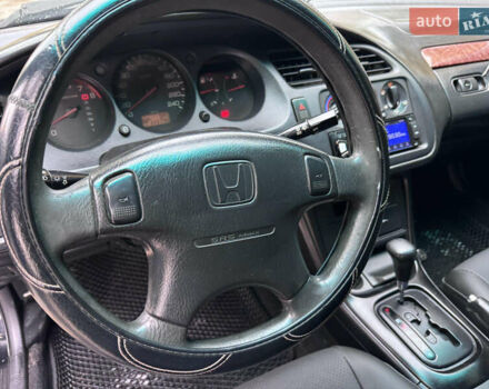 Черный Хонда Аккорд, объемом двигателя 1.85 л и пробегом 333 тыс. км за 2950 $, фото 12 на Automoto.ua
