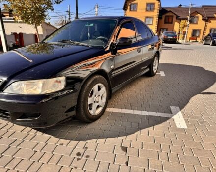 Черный Хонда Аккорд, объемом двигателя 1.9 л и пробегом 333 тыс. км за 2850 $, фото 2 на Automoto.ua