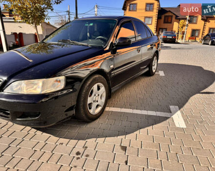 Черный Хонда Аккорд, объемом двигателя 1.85 л и пробегом 333 тыс. км за 2950 $, фото 5 на Automoto.ua