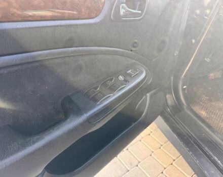 Черный Хонда Аккорд, объемом двигателя 1.9 л и пробегом 333 тыс. км за 2850 $, фото 12 на Automoto.ua