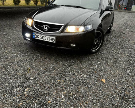 Черный Хонда Аккорд, объемом двигателя 2.35 л и пробегом 365 тыс. км за 5299 $, фото 1 на Automoto.ua