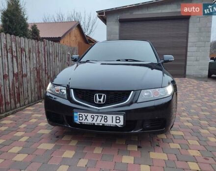 Чорний Хонда Аккорд, об'ємом двигуна 2 л та пробігом 355 тис. км за 5900 $, фото 3 на Automoto.ua