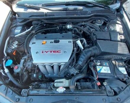 Черный Хонда Аккорд, объемом двигателя 2.4 л и пробегом 250 тыс. км за 5800 $, фото 7 на Automoto.ua